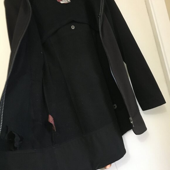 3Stones Vancouver Flattering Fitted Hooded Jacket - Picture 4 of 16